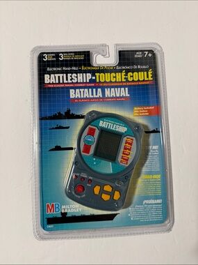 New Vintage 1995 Battleship Electronic Handheld Game Milton Bradley 90s